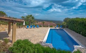 Villa Carrera